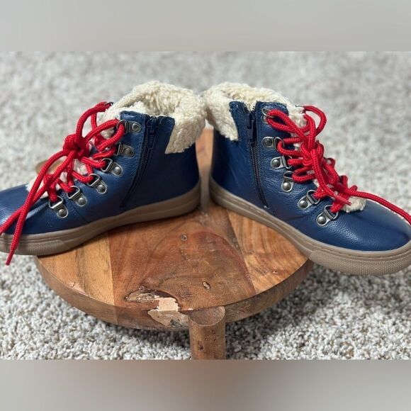 Mini Boden Cozy leather lace up boots - Picture 5 of 11